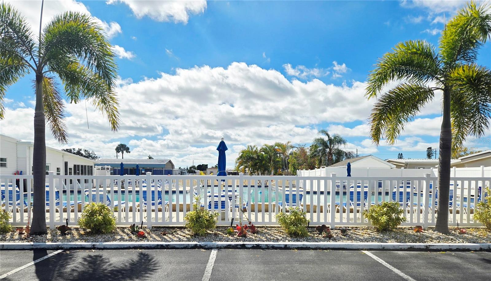 A4682988 Property Photo