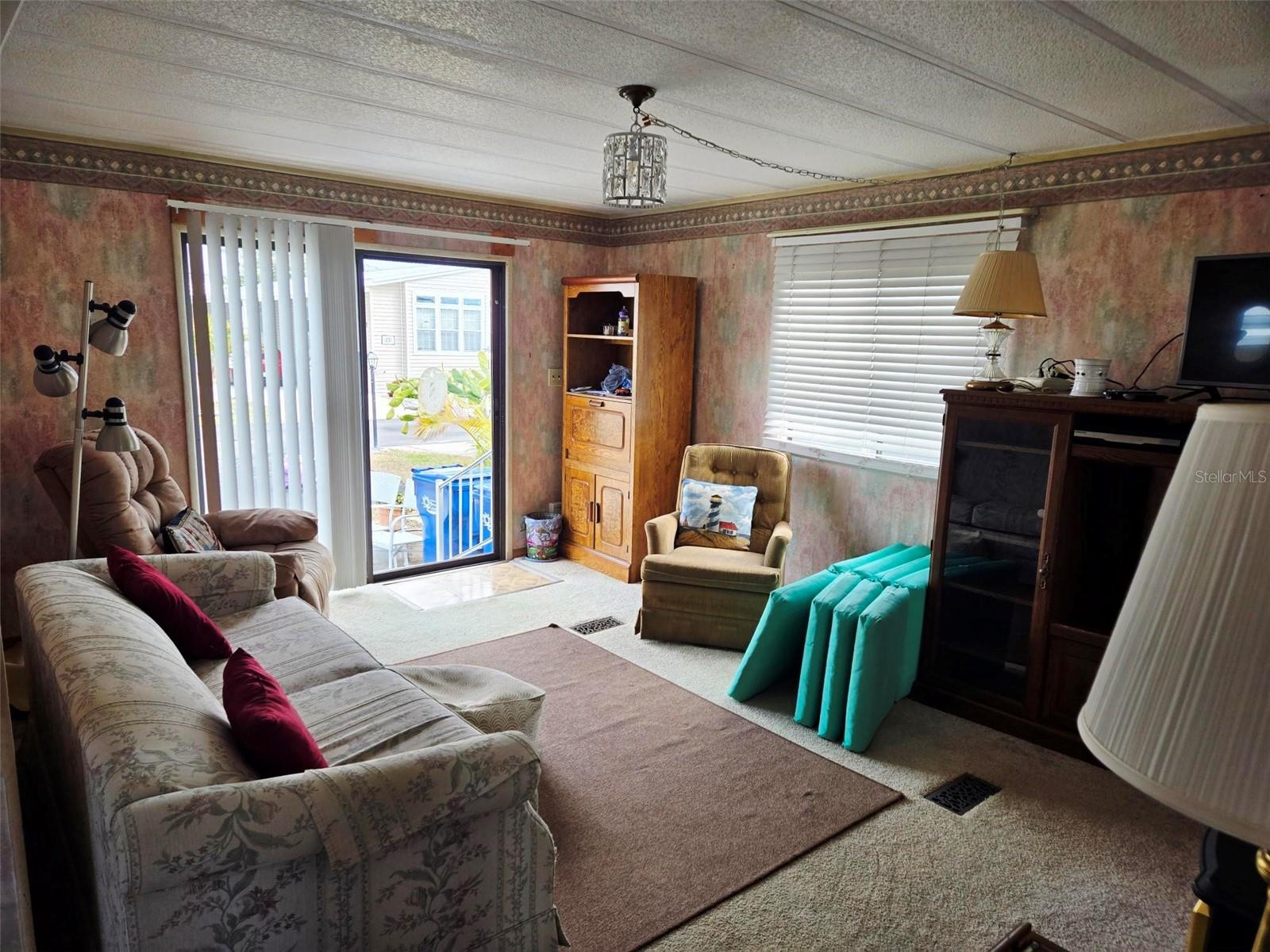 A4682988 Property Photo