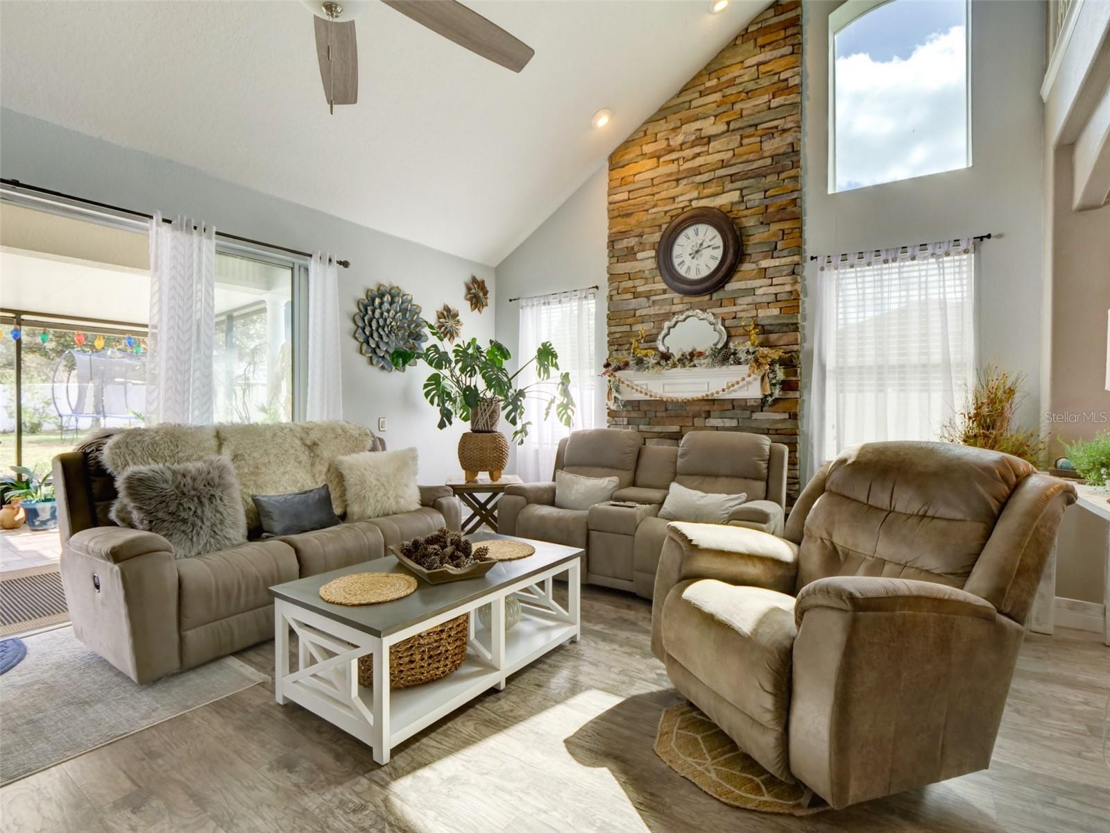 1450 MERION DR, MOUNT DORA, FL, 32757