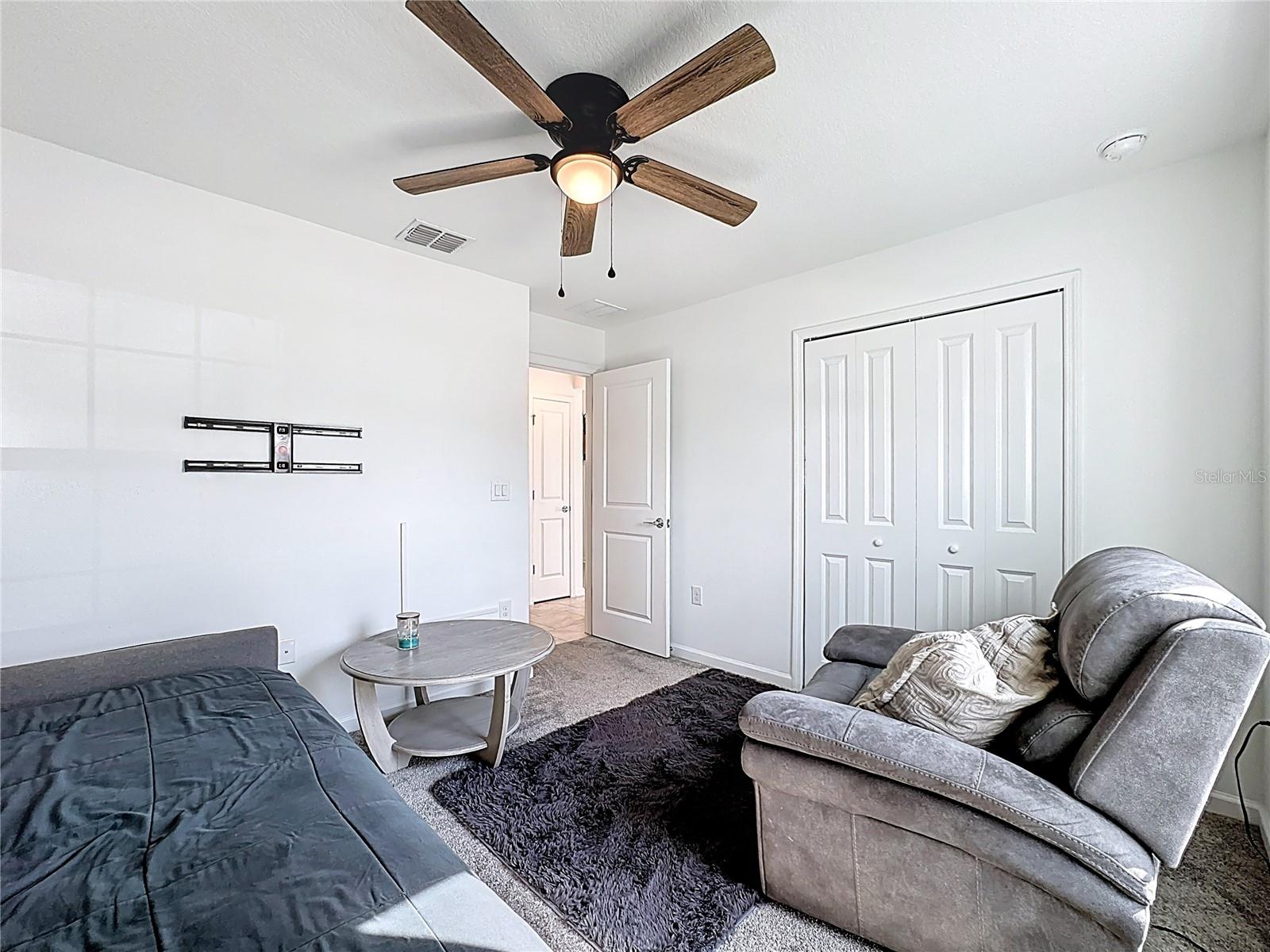 6952 DILLY LAKE AVE, GROVELAND, FL, 34736