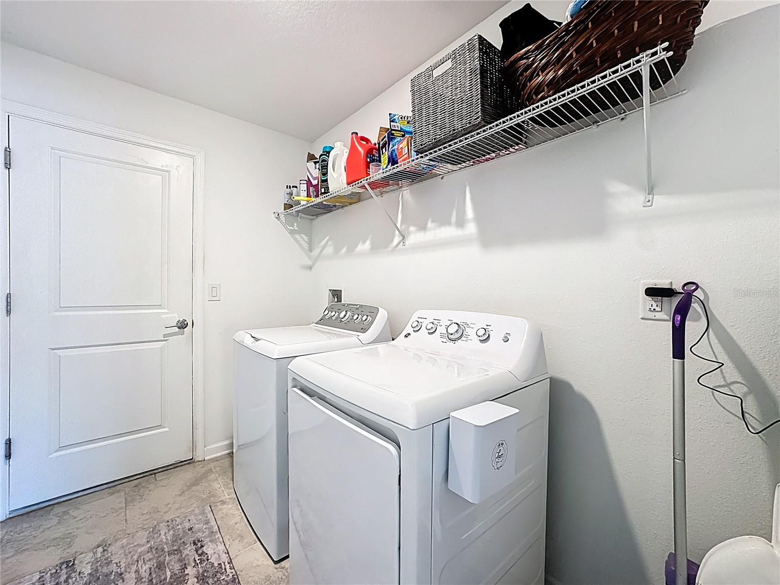 6952 DILLY LAKE AVE, GROVELAND, FL, 34736