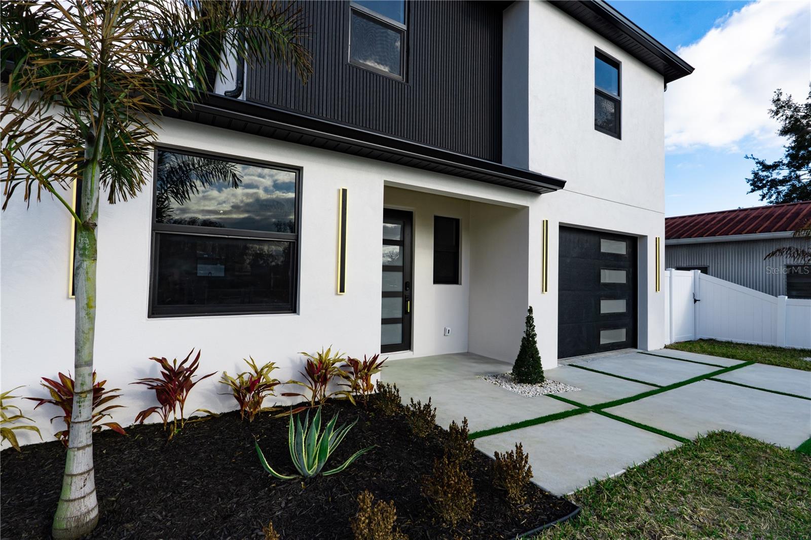 12905 WORCHESTER AVE, TAMPA, FL, 33624