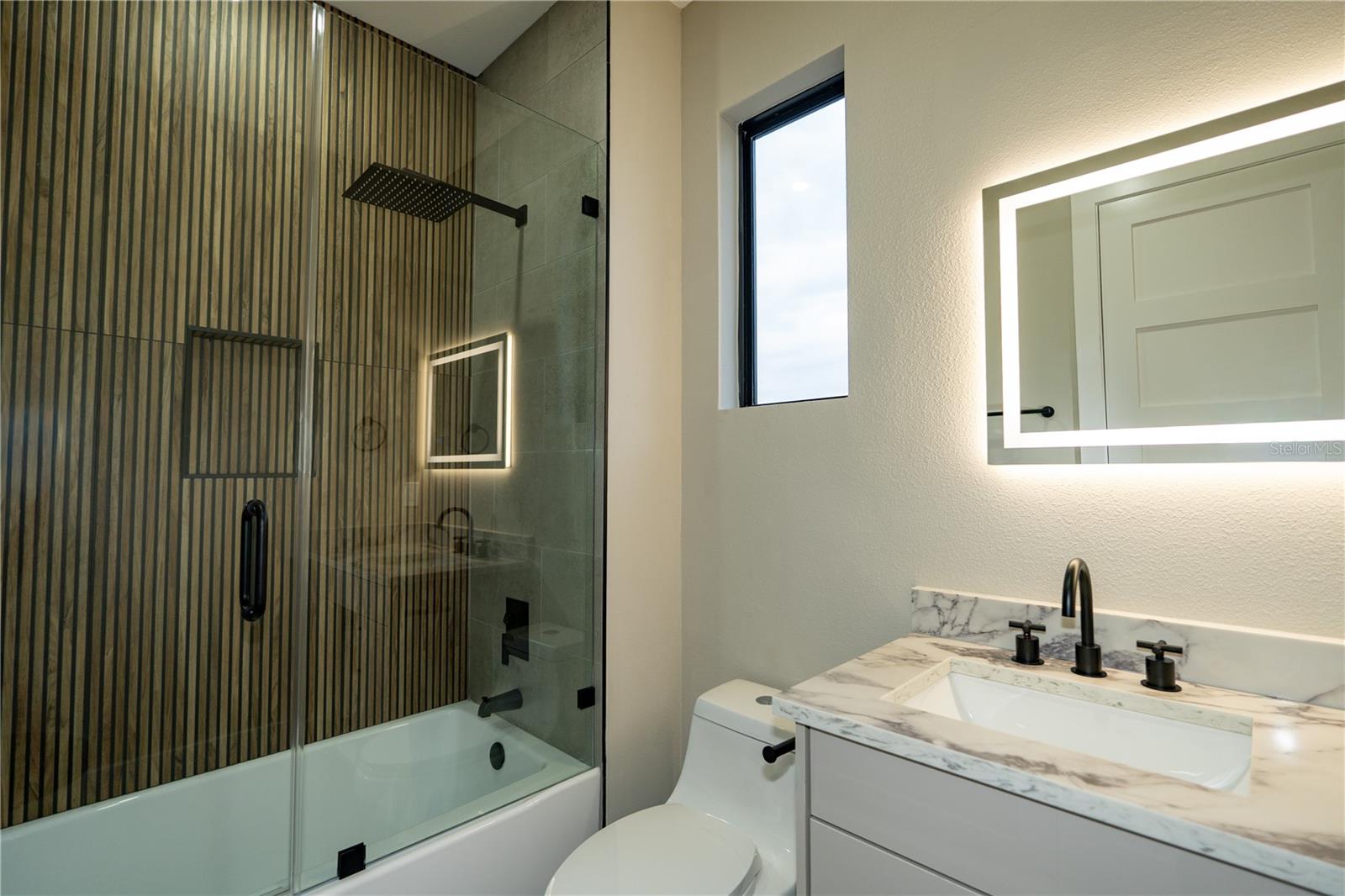 12905 WORCHESTER AVE, TAMPA, FL, 33624