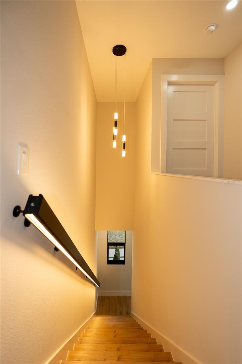 12905 WORCHESTER AVE, TAMPA, FL, 33624