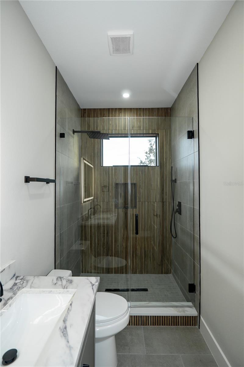 12905 WORCHESTER AVE, TAMPA, FL, 33624