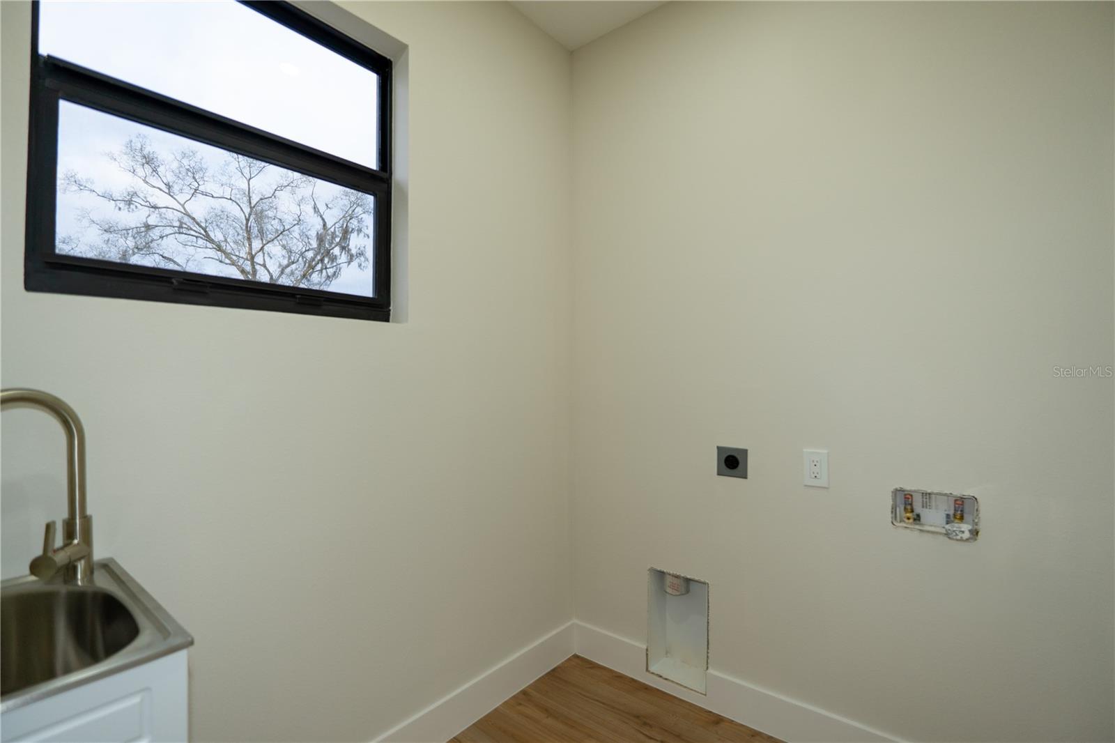 12905 WORCHESTER AVE, TAMPA, FL, 33624