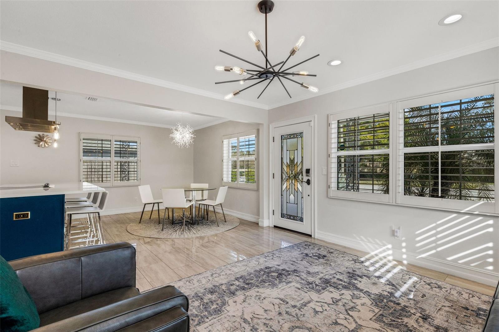 2914 W LAKE AVE, TAMPA, FL, 33607