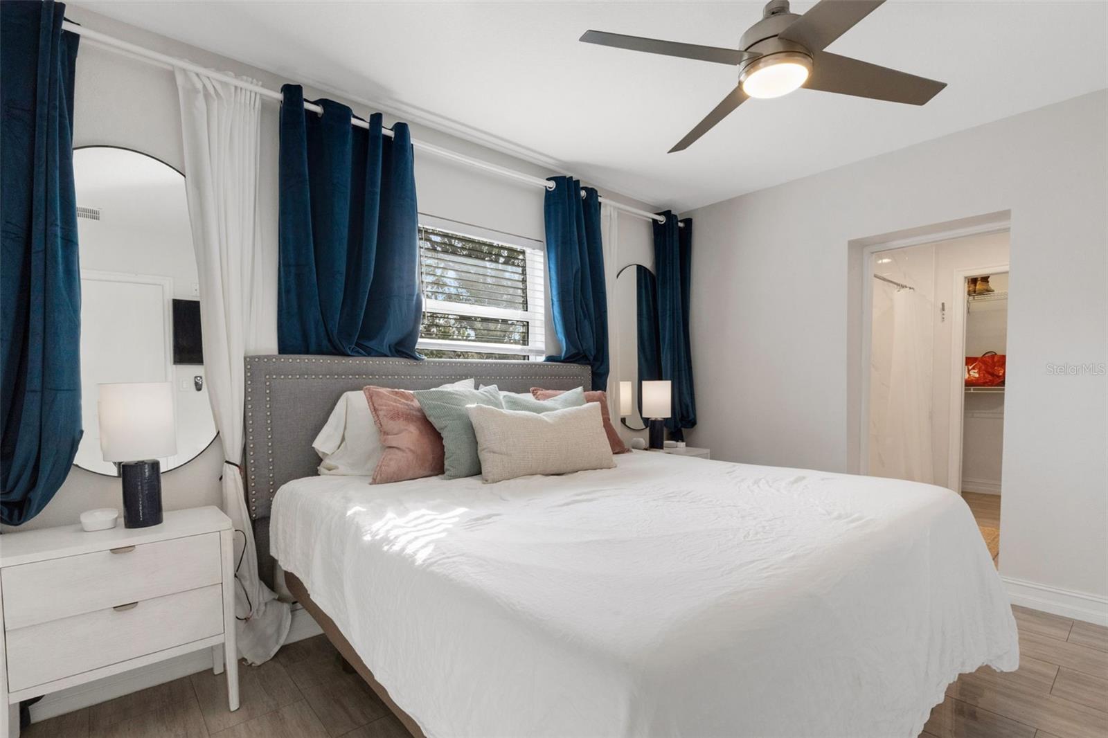 2914 W LAKE AVE, TAMPA, FL, 33607