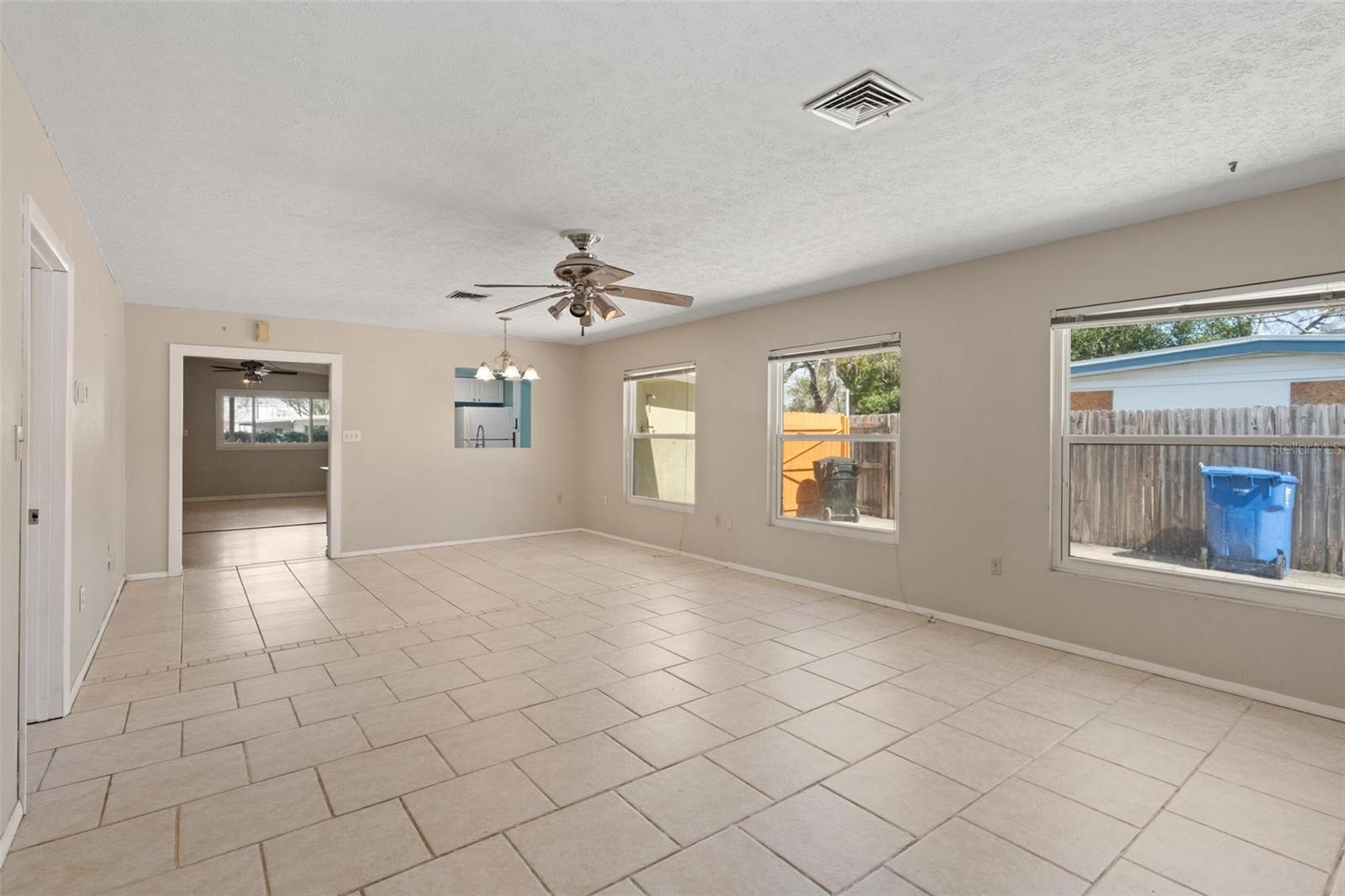 138 DAVISON AVE NE, ST PETERSBURG, FL, 33703