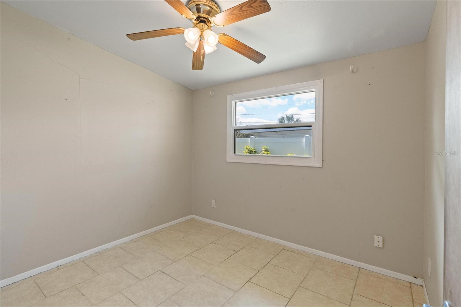 138 DAVISON AVE NE, ST PETERSBURG, FL, 33703