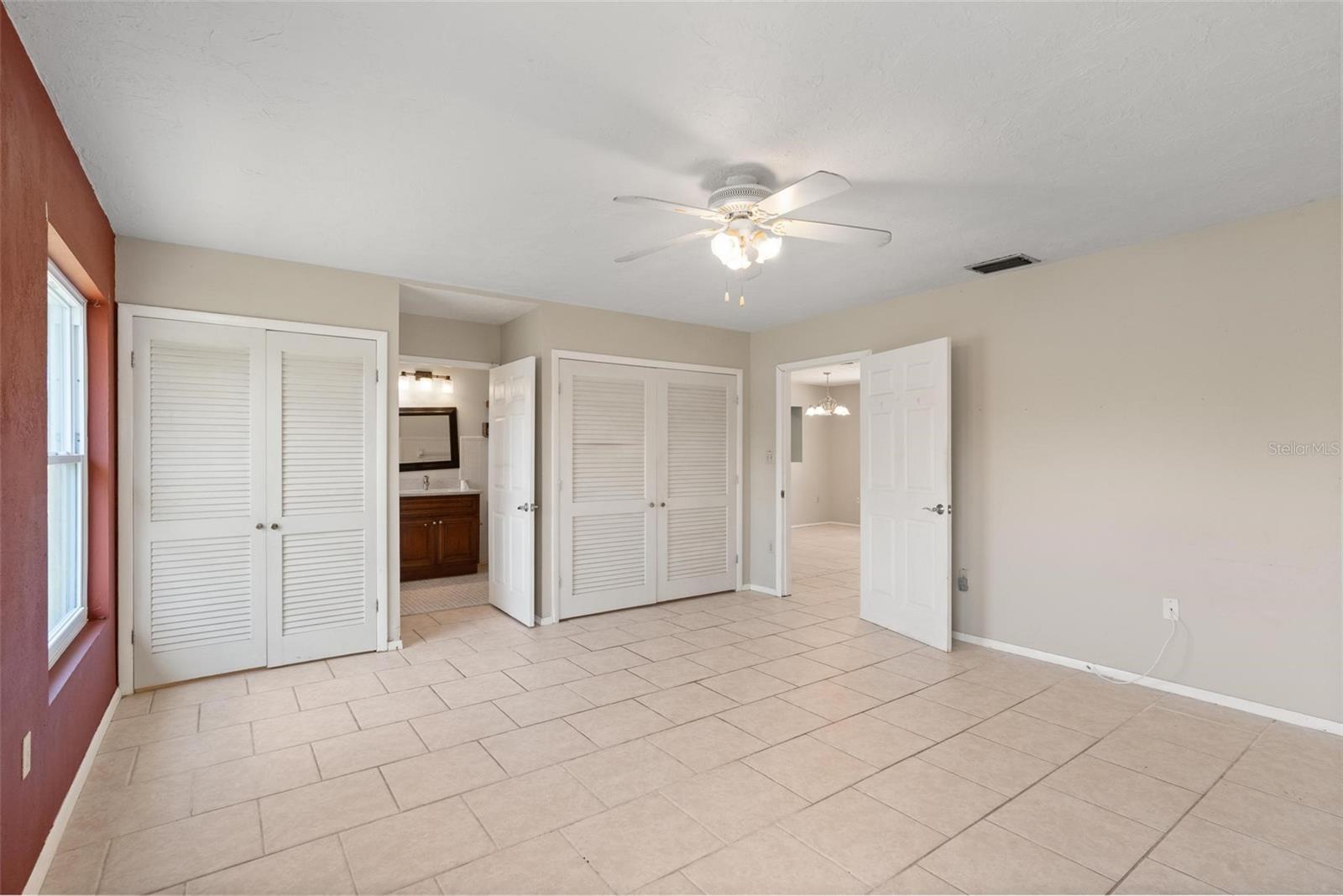 138 DAVISON AVE NE, ST PETERSBURG, FL, 33703