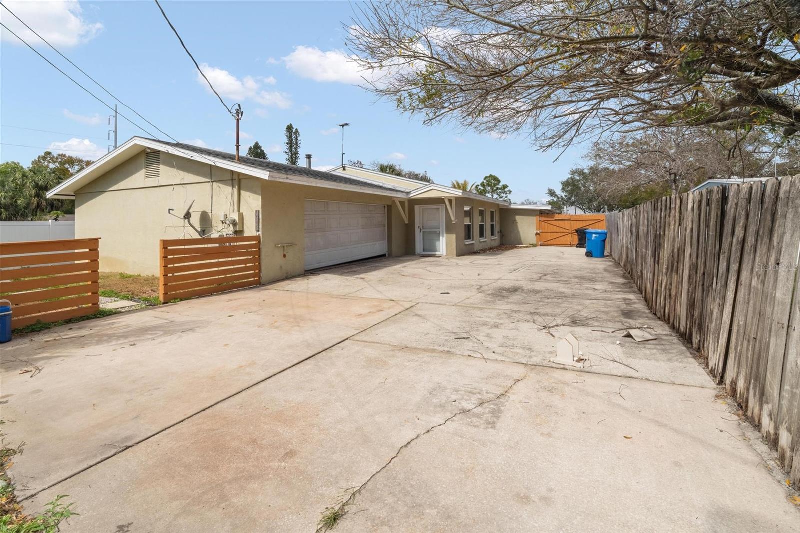 138 DAVISON AVE NE, ST PETERSBURG, FL, 33703