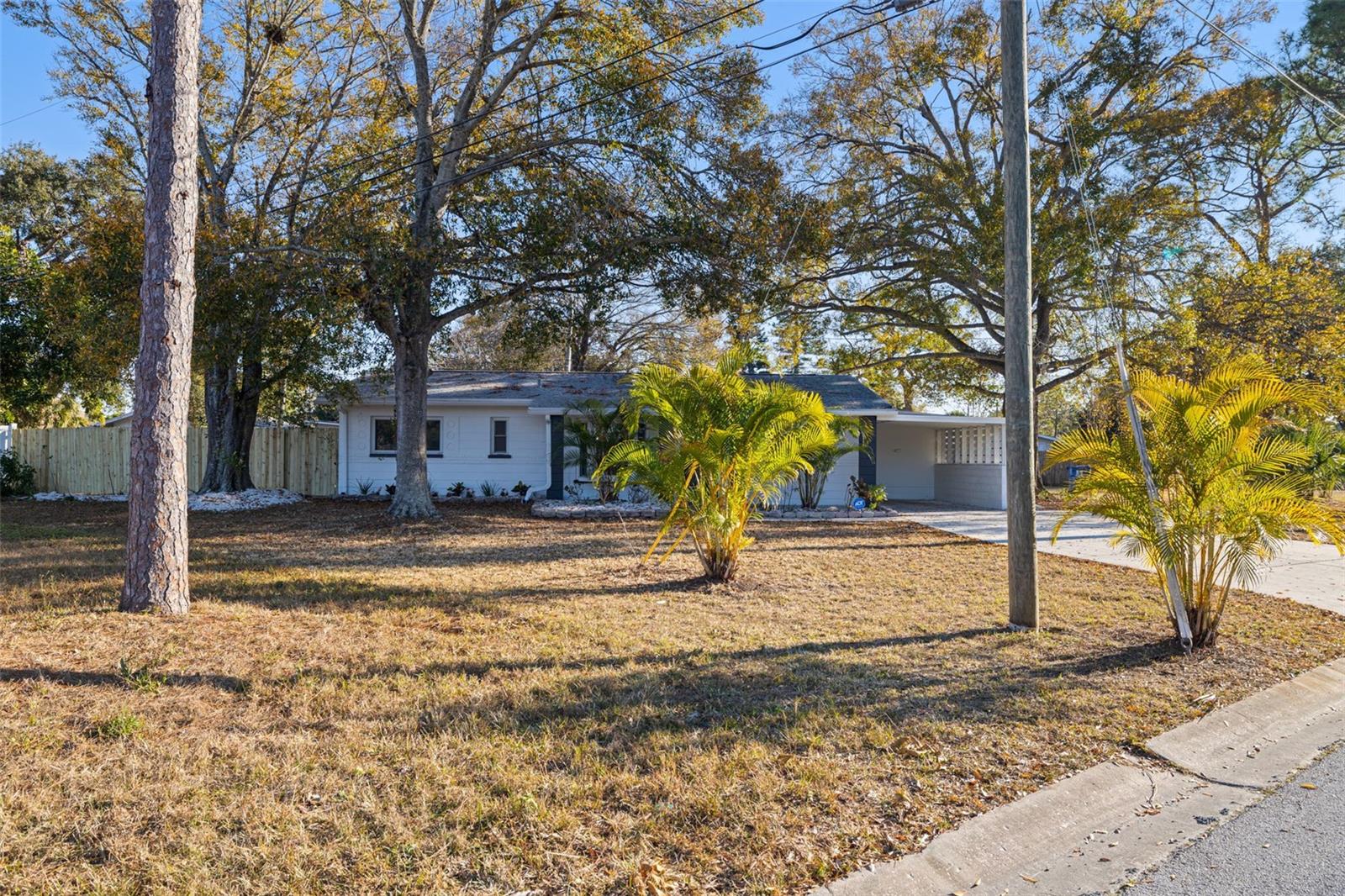 5533 ATLANTIC AVE N, ST PETERSBURG, FL, 33703