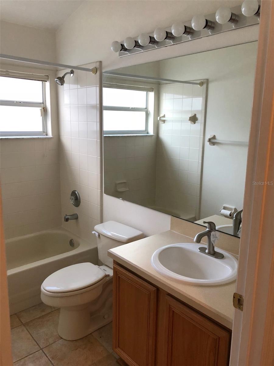 11231 CRYSTAL GLEN BLVD, ORLANDO, FL, 32837