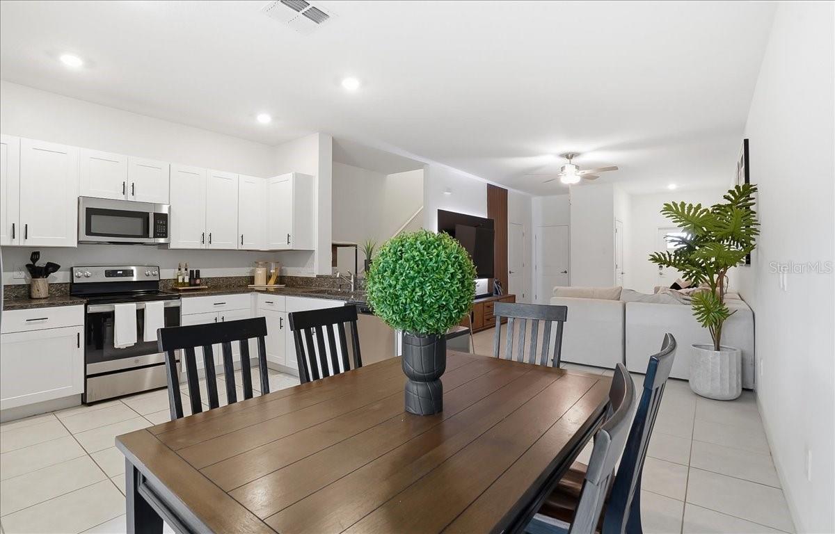 10336 TRUMPET HONEYSUCKLE WAY, SAN ANTONIO, FL, 33576