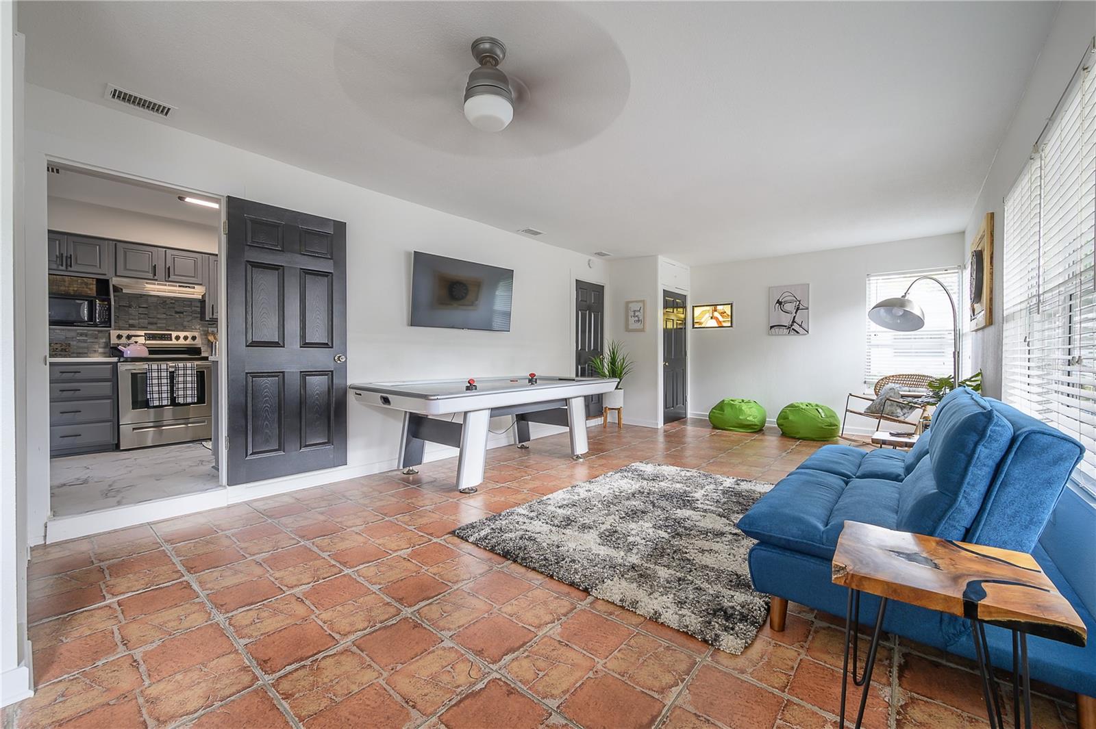 920 W ORIENT ST, TAMPA, FL, 33603