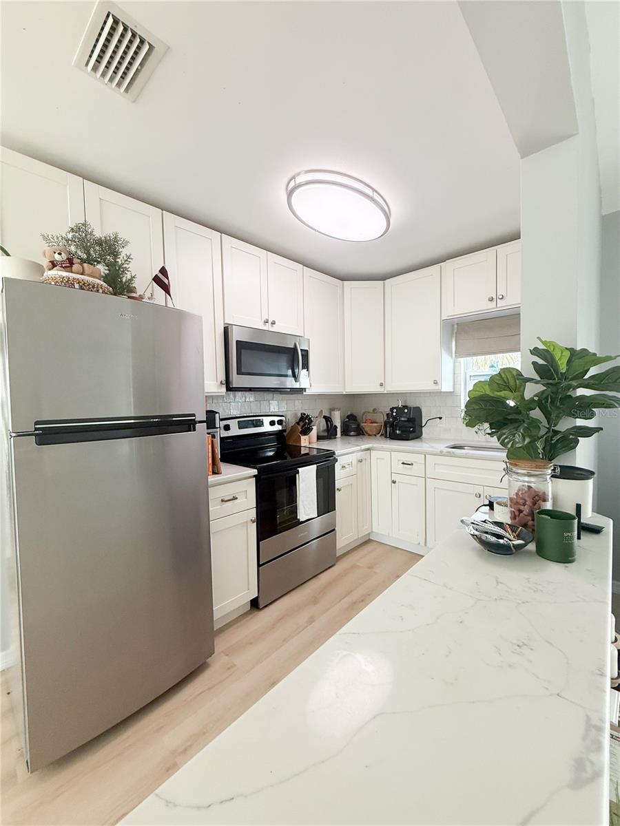 175 133RD AVE E #West, MADEIRA BEACH, FL, 33708