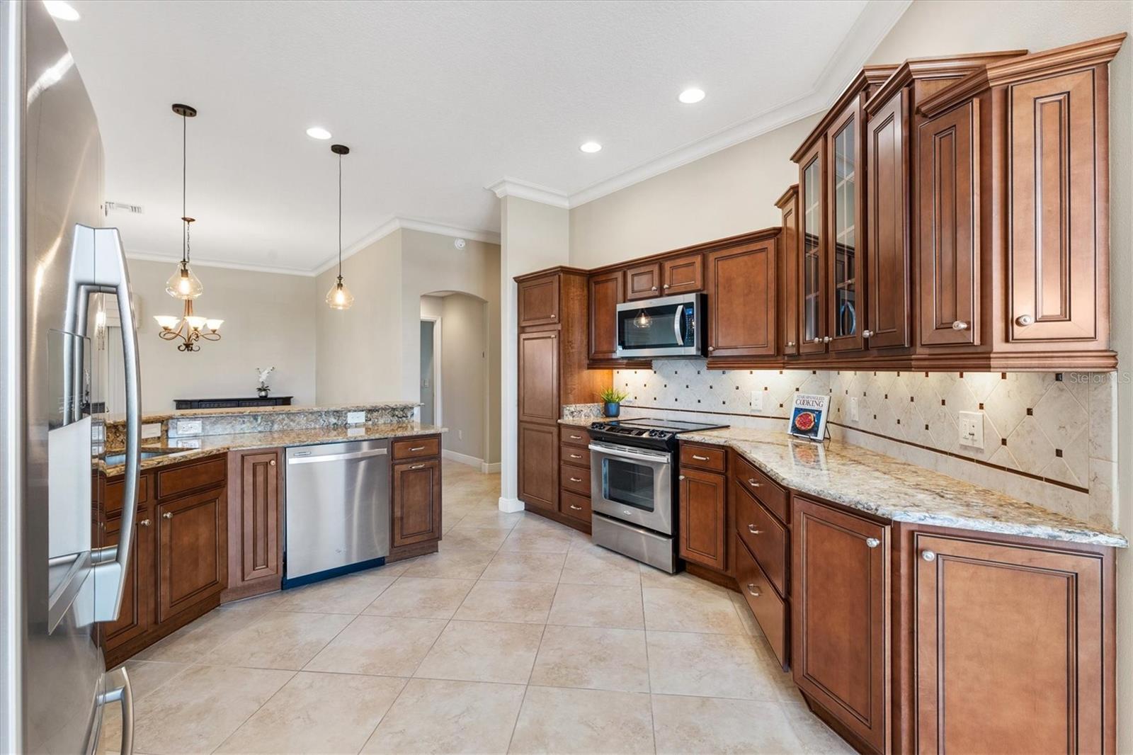 3183 APOLLO LN, THE VILLAGES, FL, 32163