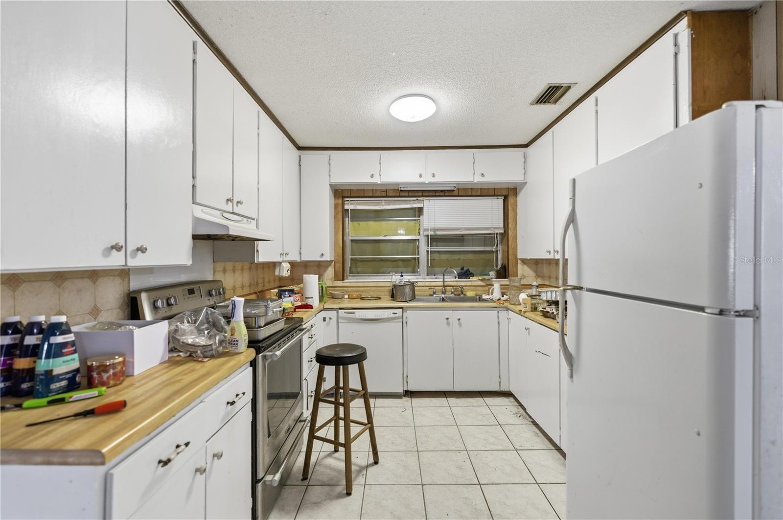 16420 SE 117TH AVE, WEIRSDALE, FL, 32195