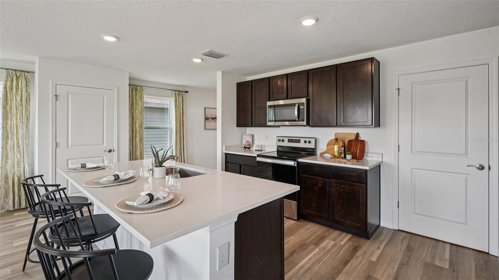 24395 NW 10TH PL, NEWBERRY, FL, 32669