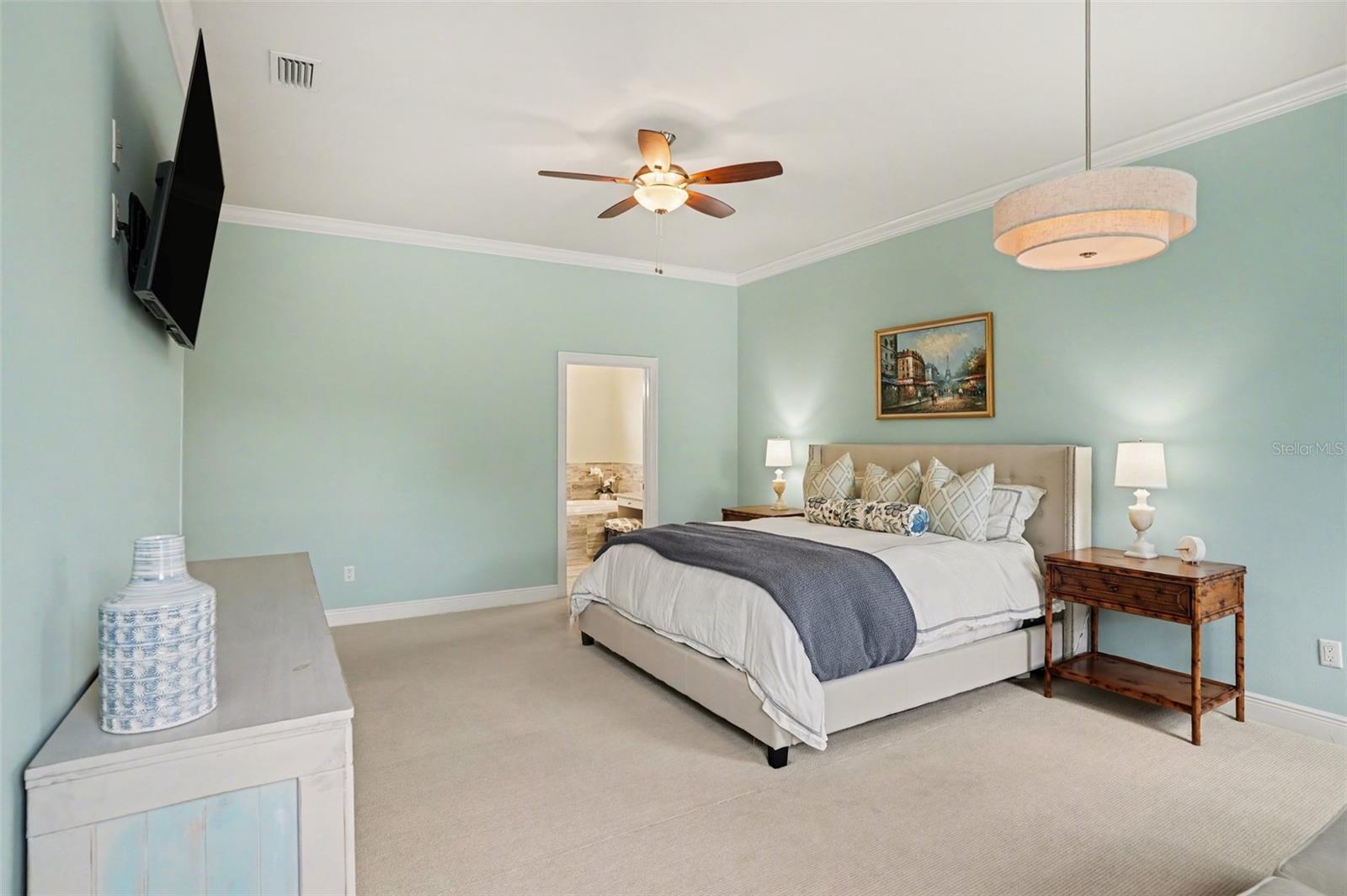 3014 W WAVERLY AVE, TAMPA, FL, 33629