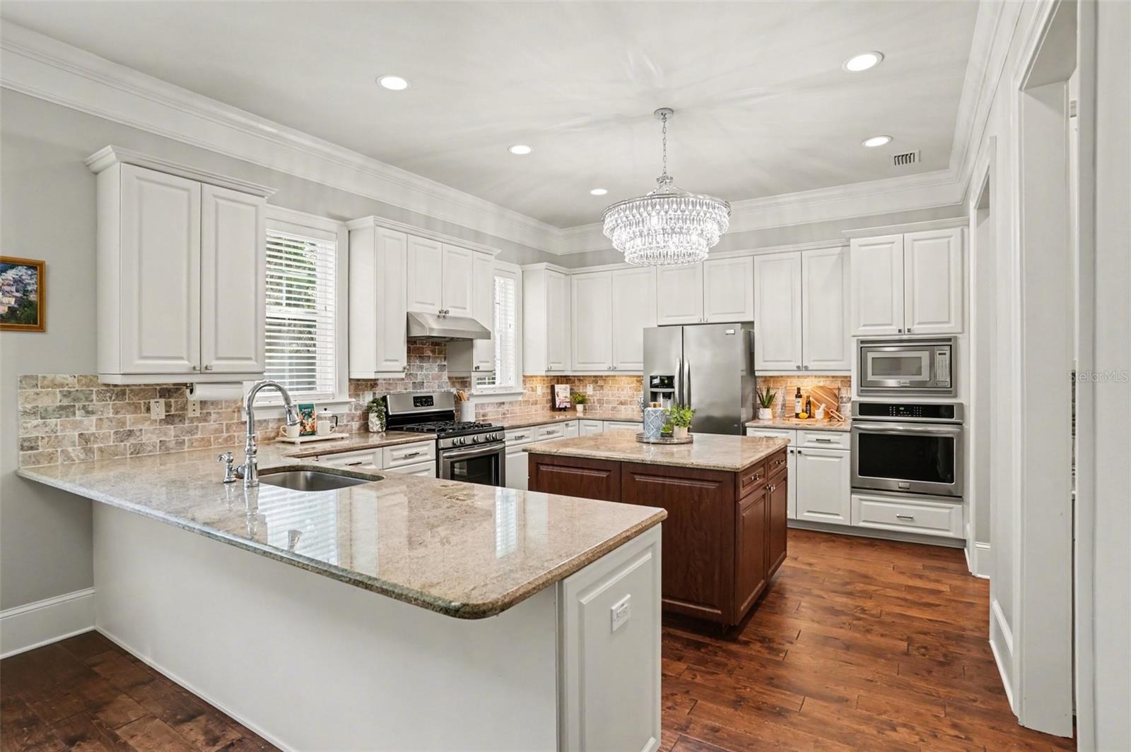 3014 W WAVERLY AVE, TAMPA, FL, 33629
