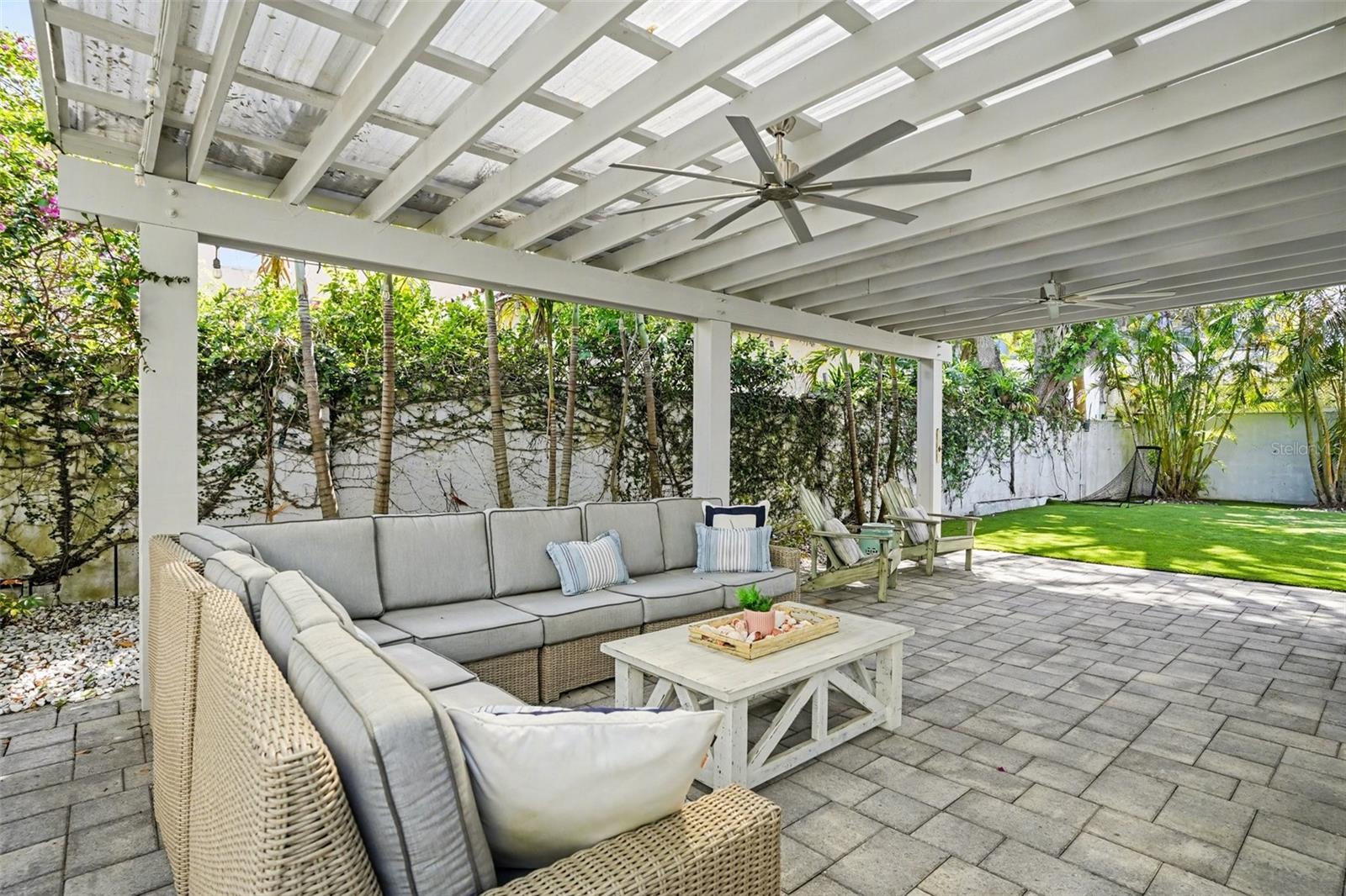 3014 W WAVERLY AVE, TAMPA, FL, 33629
