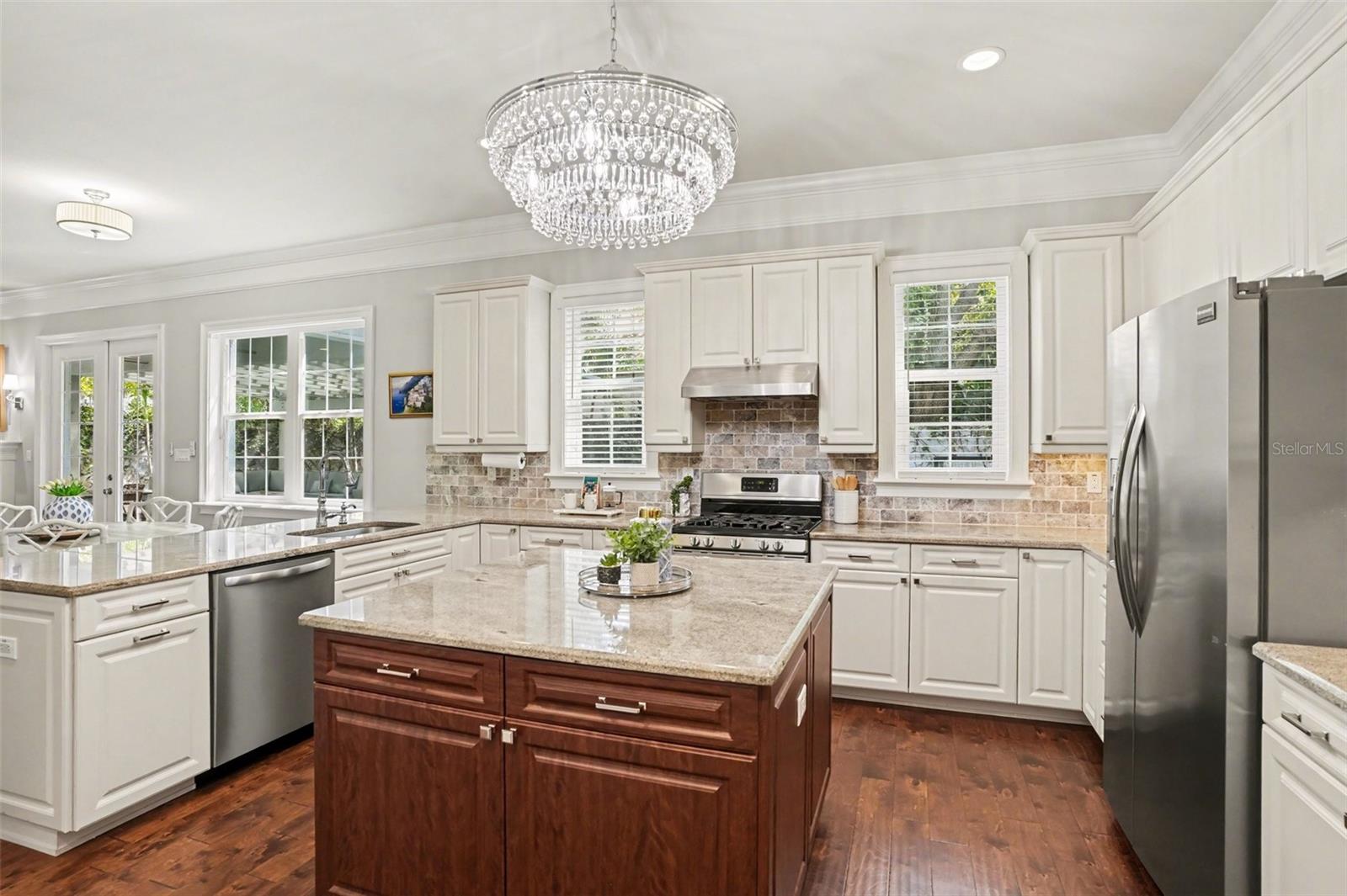 3014 W WAVERLY AVE, TAMPA, FL, 33629