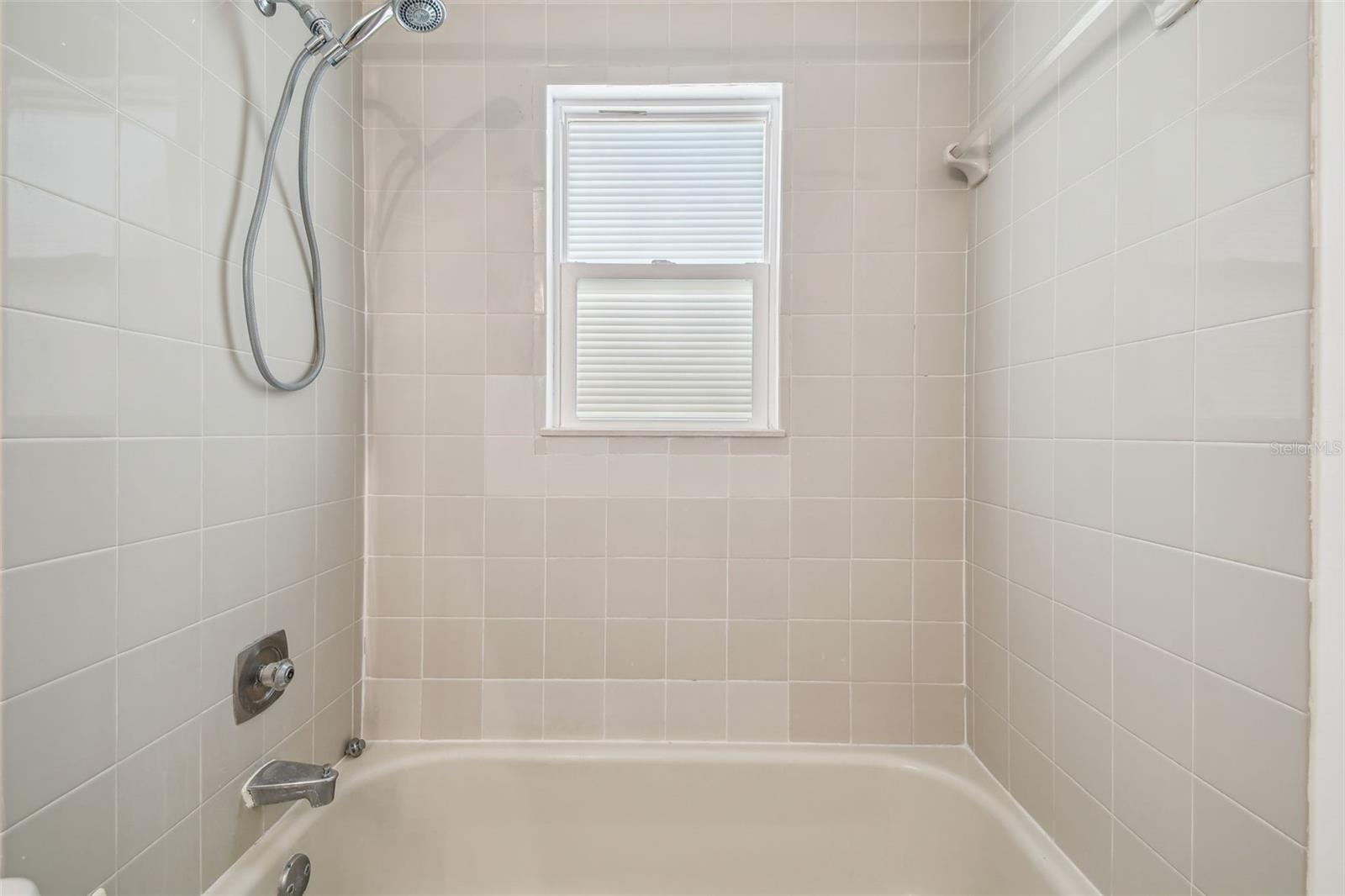 6107 OAK FERN CT, TEMPLE TERRACE, FL, 33617