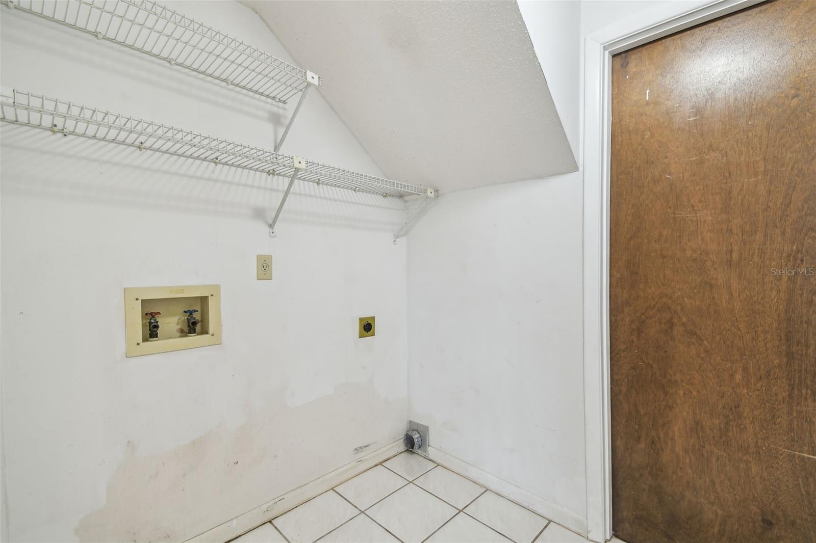 6107 OAK FERN CT, TEMPLE TERRACE, FL, 33617