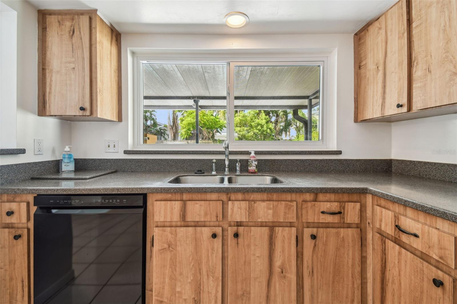 6107 OAK FERN CT, TEMPLE TERRACE, FL, 33617