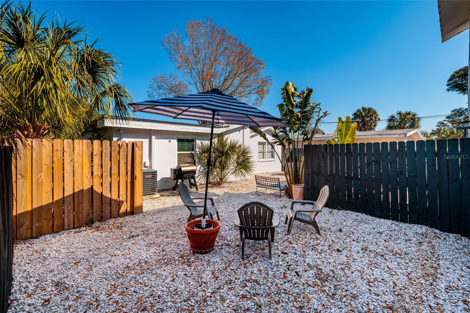 TB8477629 Property Photo