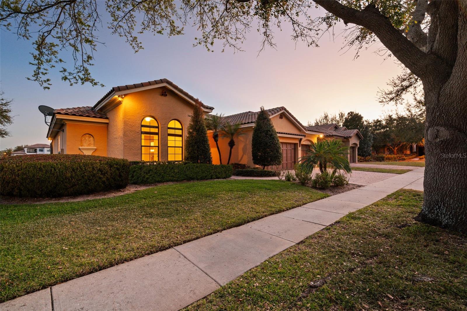 7451 POINTE VENEZIA DR, ORLANDO, FL, 32836