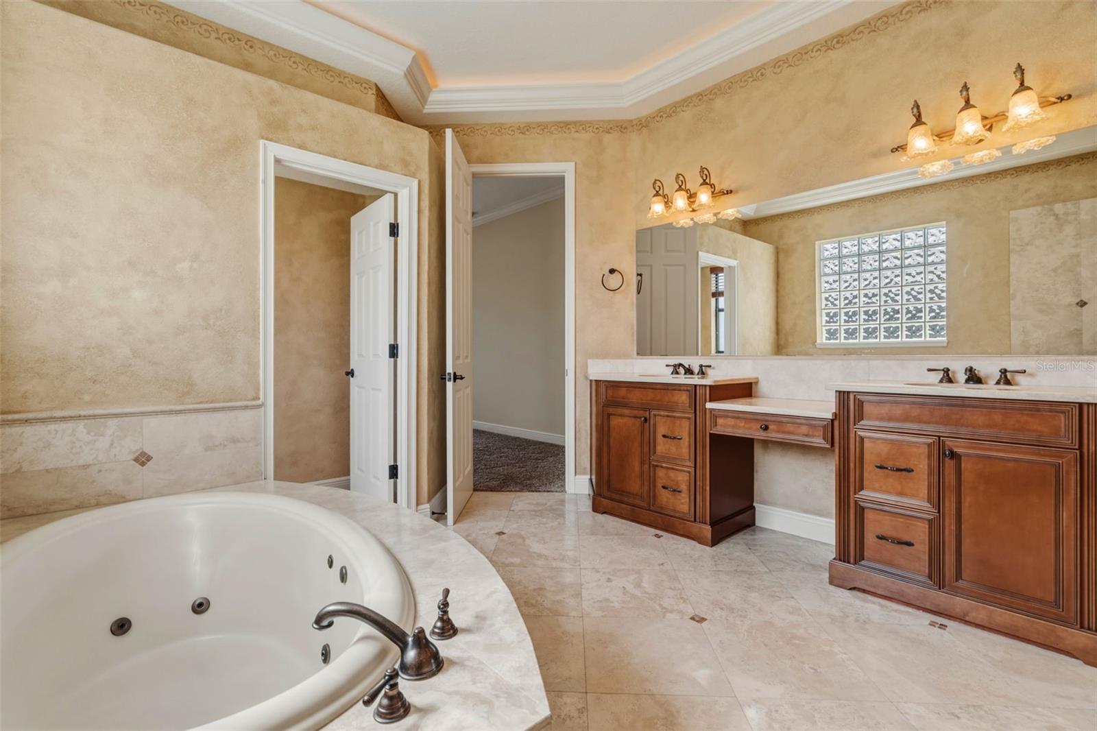 7451 POINTE VENEZIA DR, ORLANDO, FL, 32836