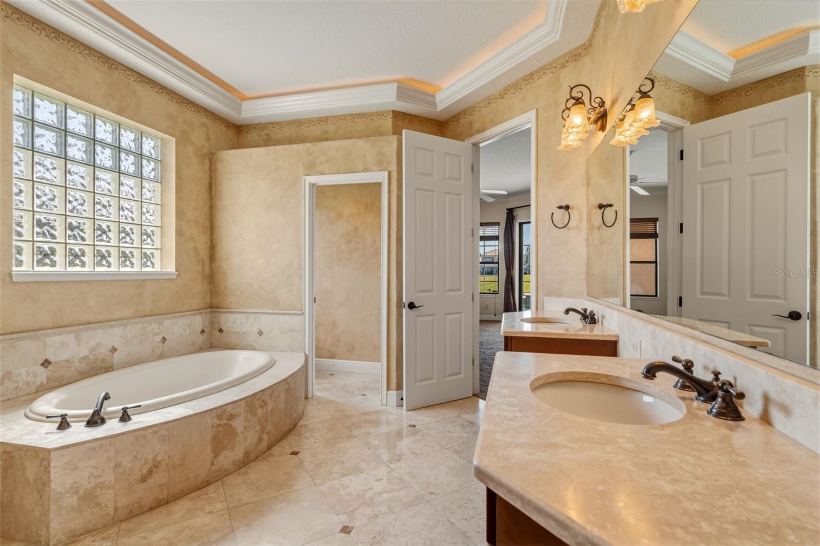 7451 POINTE VENEZIA DR, ORLANDO, FL, 32836