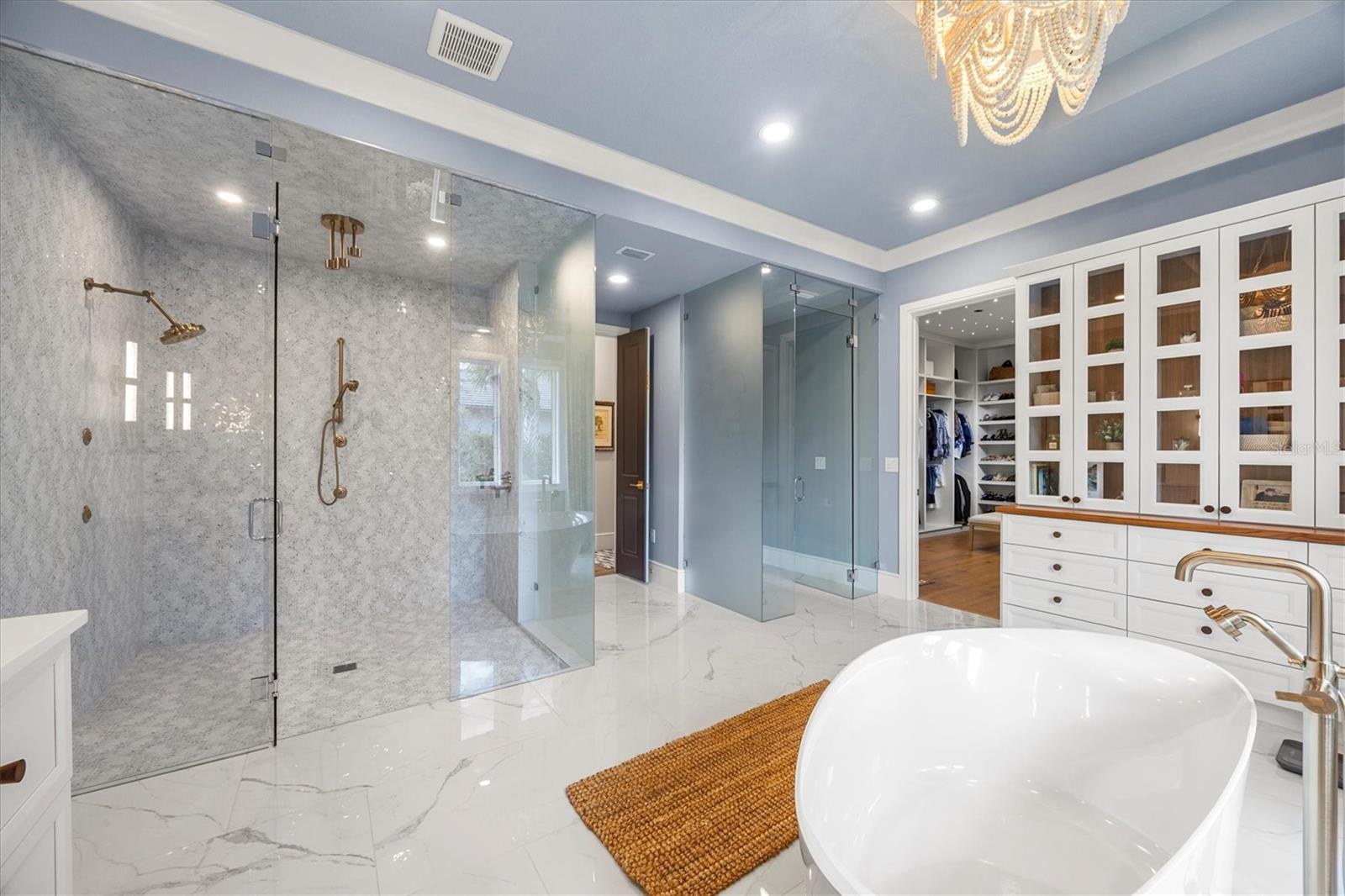 A4683069 Property Photo