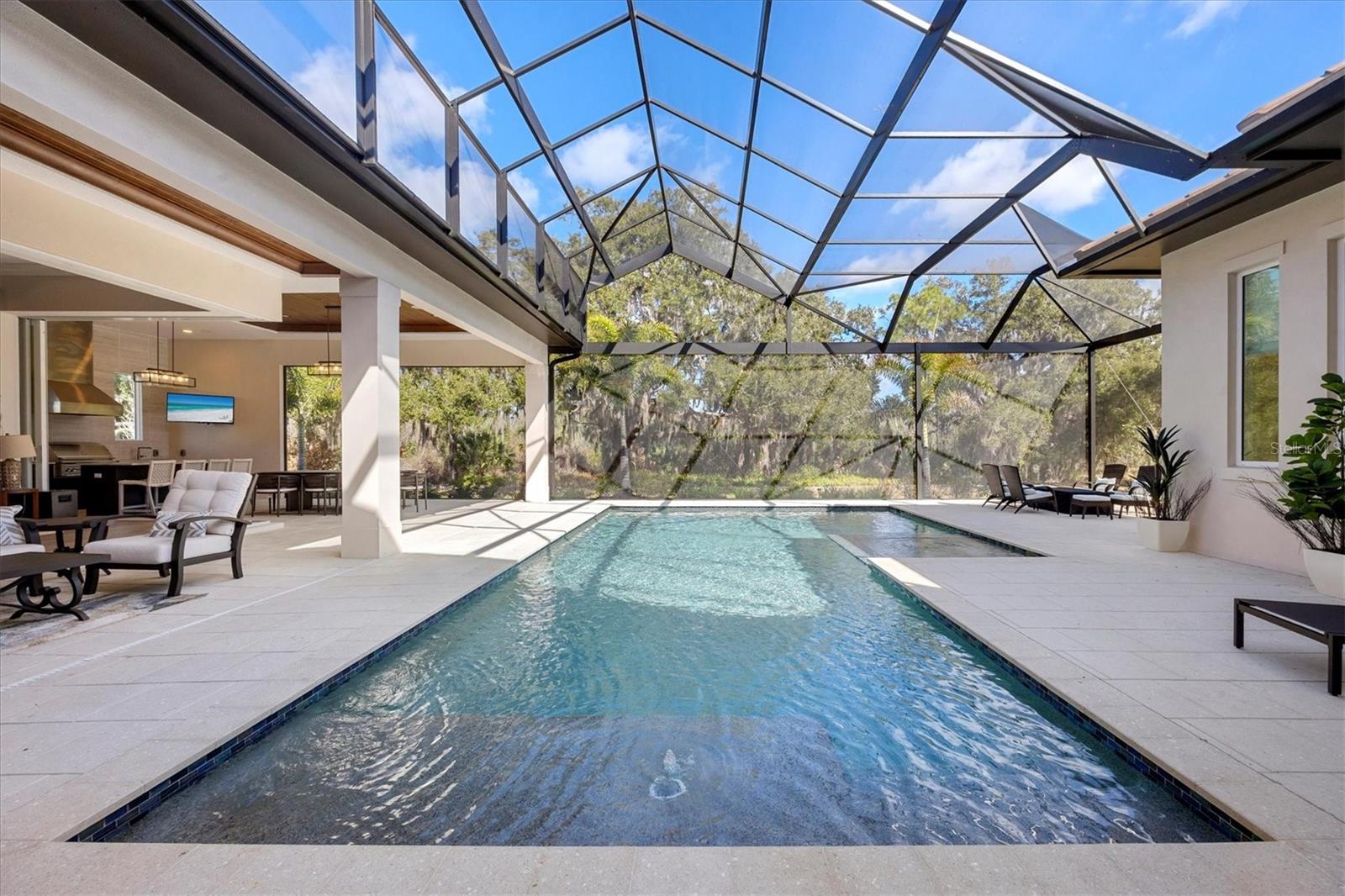 A4683069 Property Photo