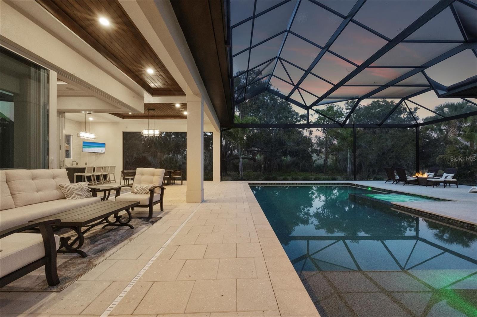 A4683069 Property Photo