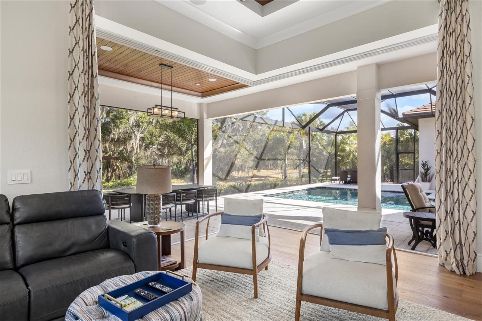 A4683069 Property Photo