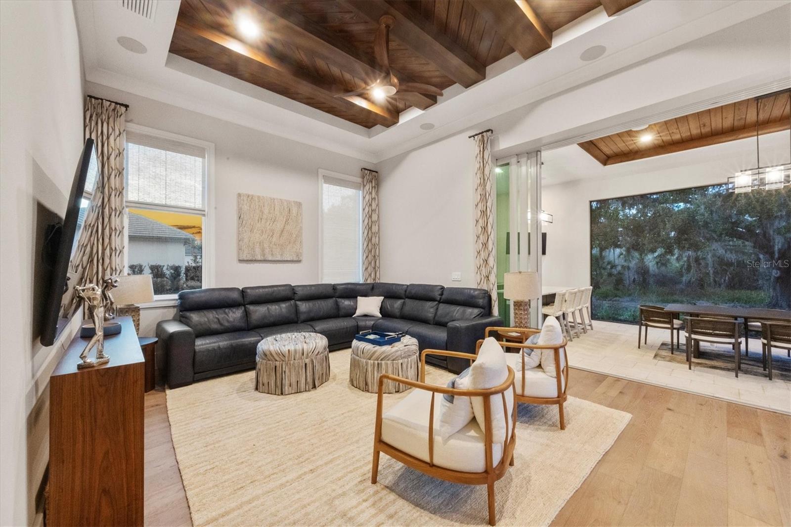 A4683069 Property Photo