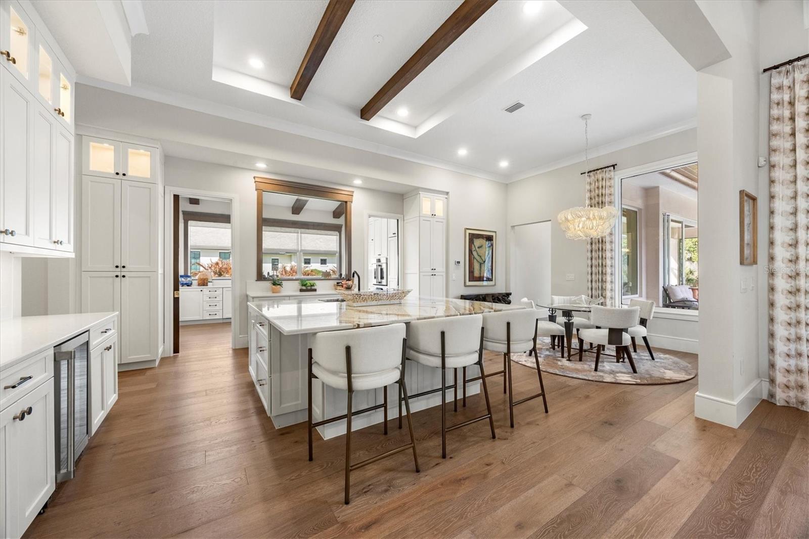 A4683069 Property Photo