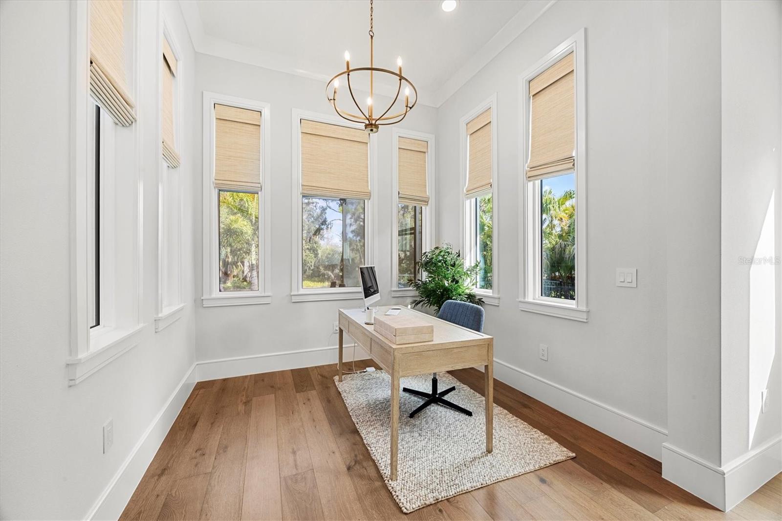 A4683069 Property Photo