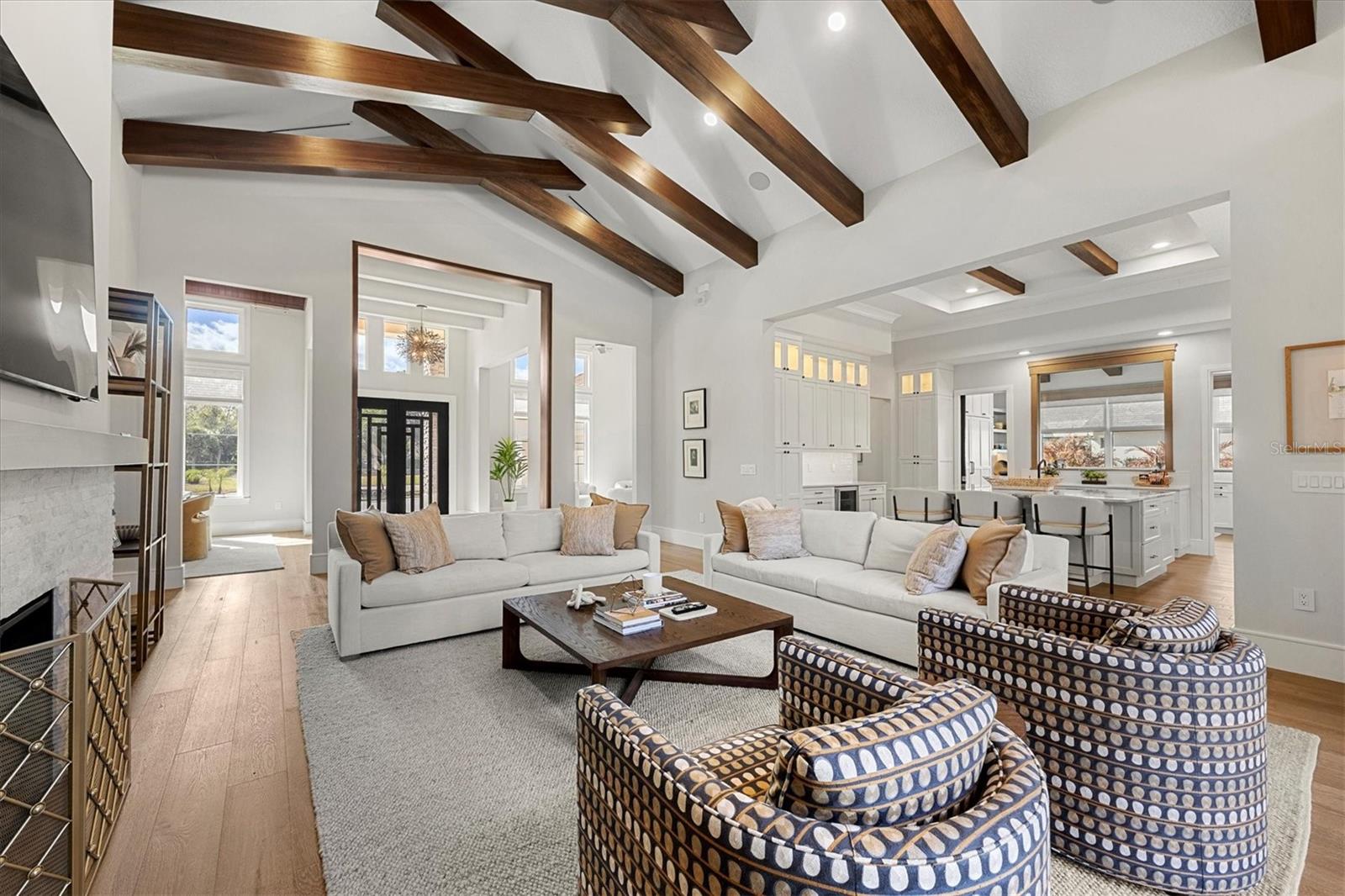 A4683069 Property Photo