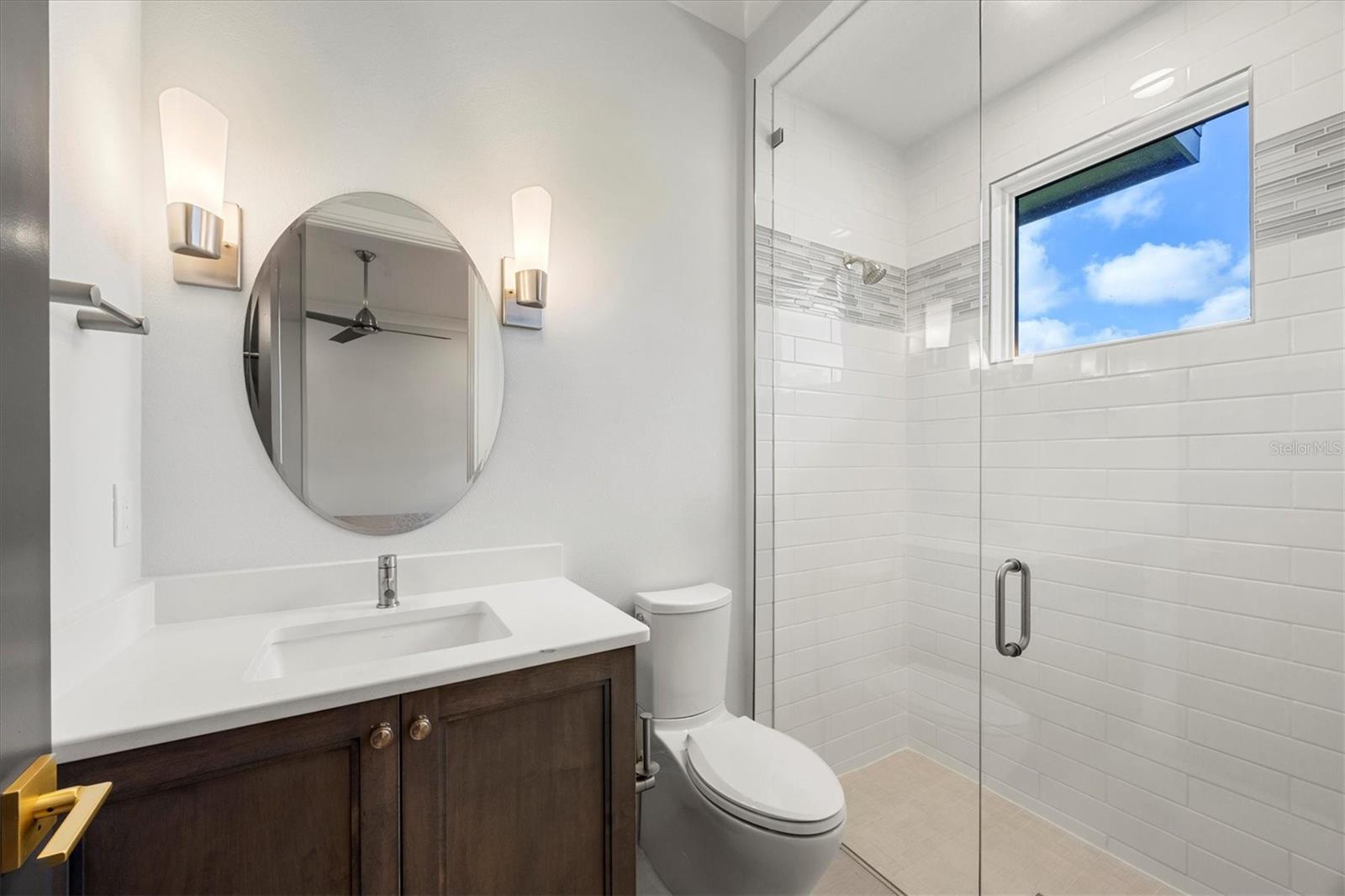 A4683069 Property Photo