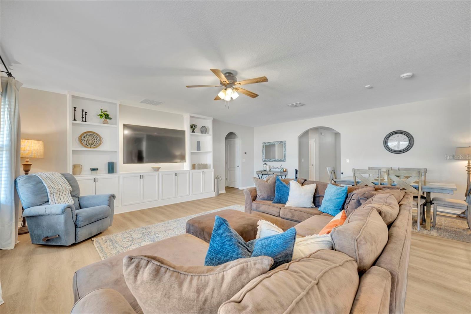 3674 YACOBIAN PL, ORLANDO, FL, 32824