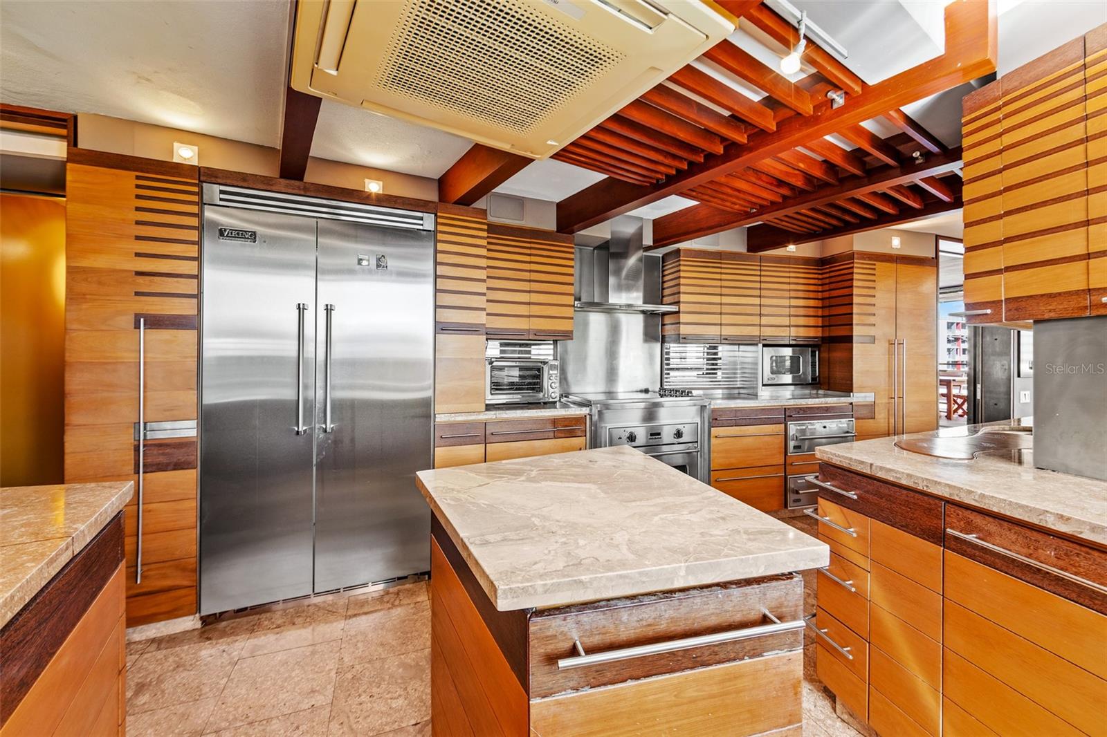 PR9119377 Property Photo