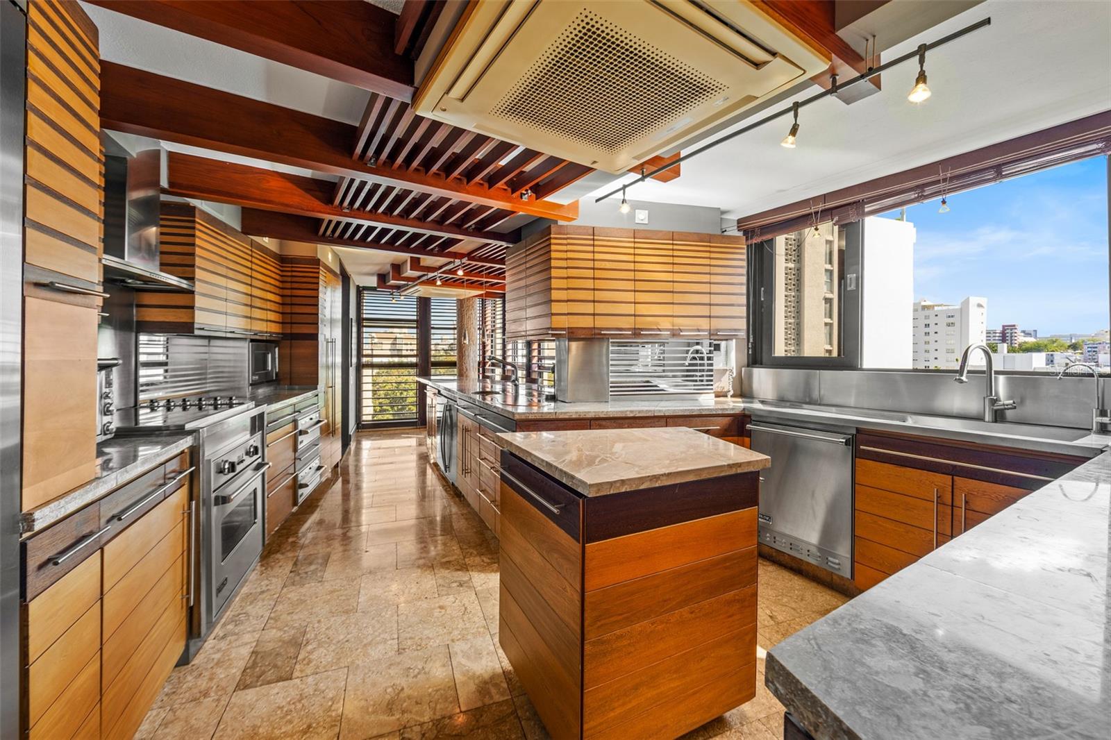 PR9119377 Property Photo