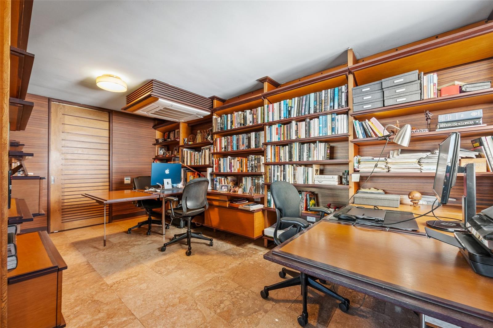 PR9119377 Property Photo