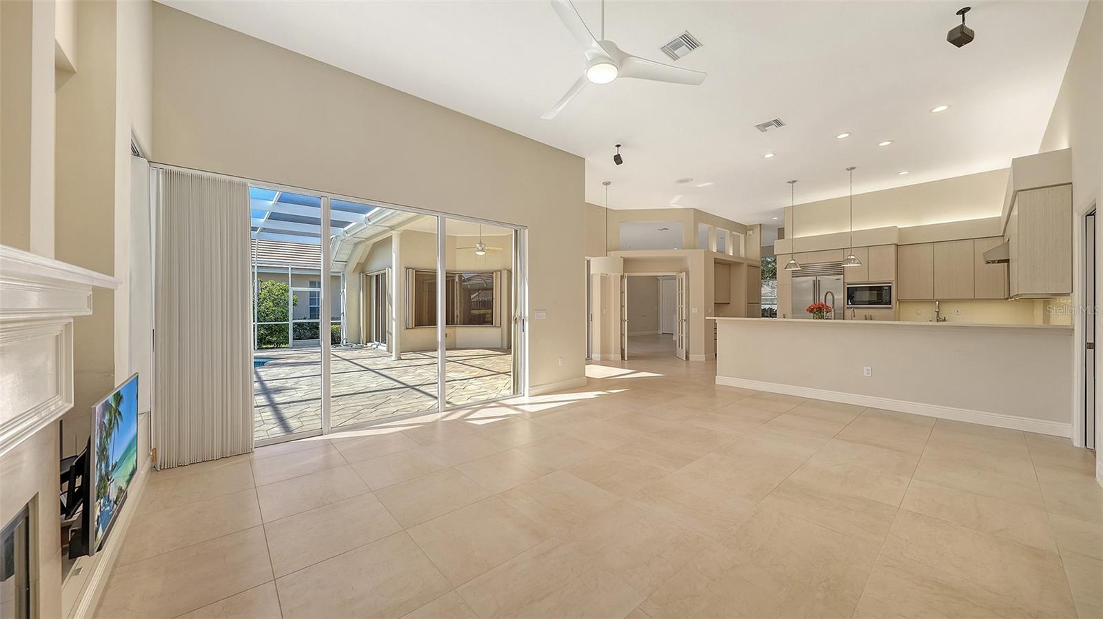 6309 THORNDON CIR, UNIVERSITY PARK, FL, 34201