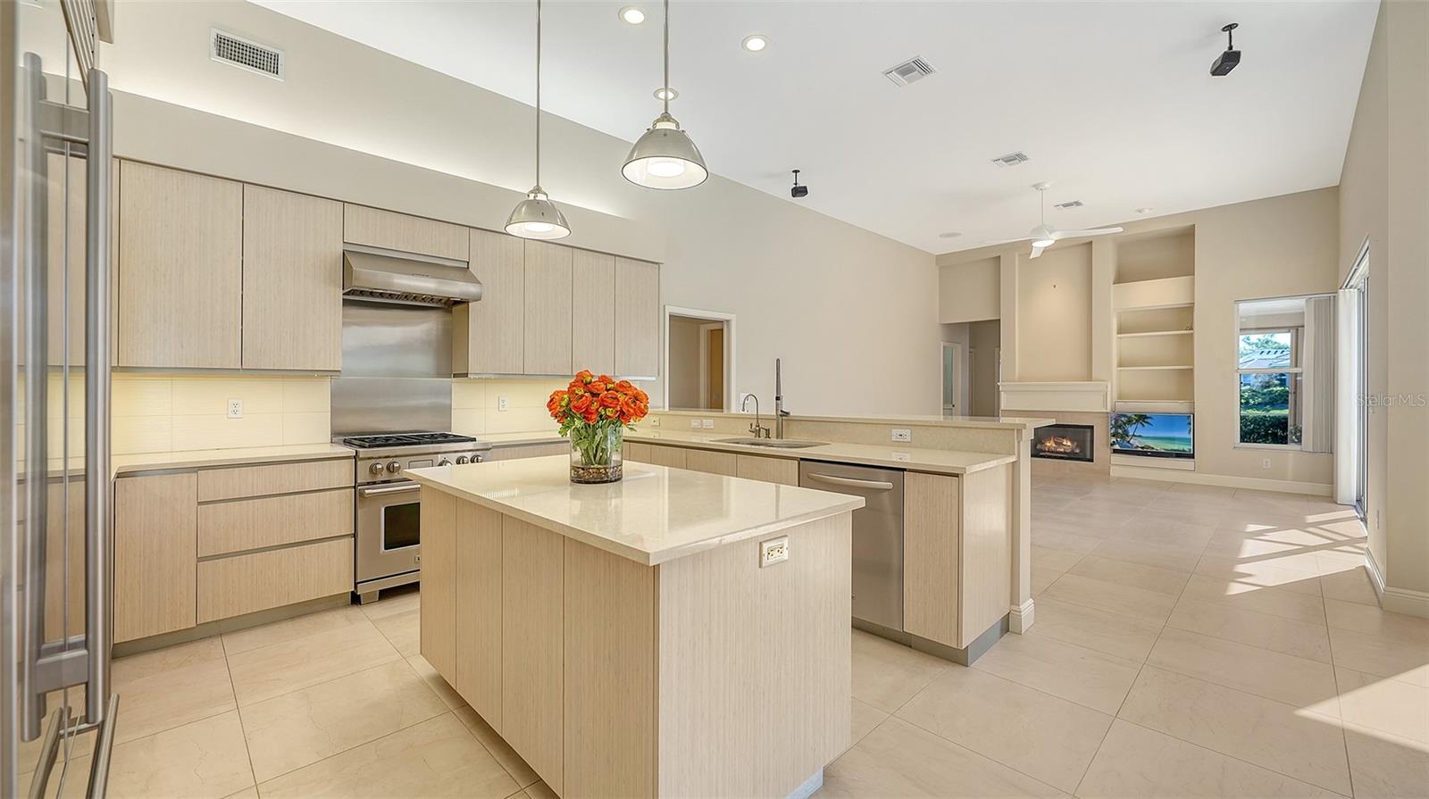 6309 THORNDON CIR, UNIVERSITY PARK, FL, 34201